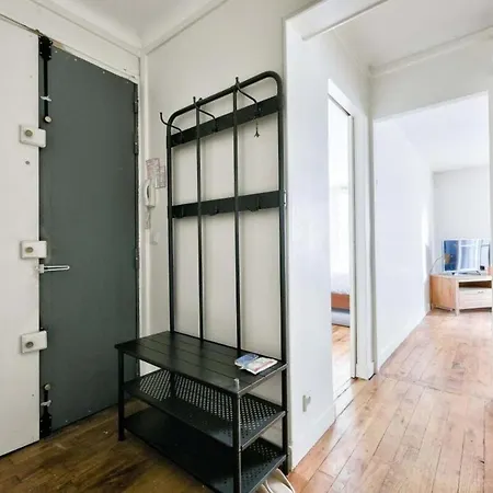 T2 With Stunning Balcony 55m2 17 * Paris