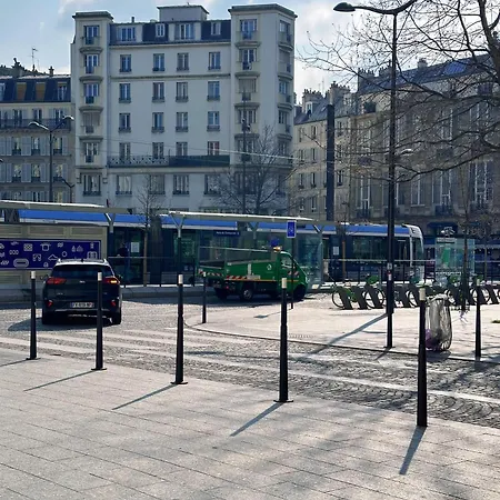 T2 With Stunning Balcony 55m2 17 Apartment Paris