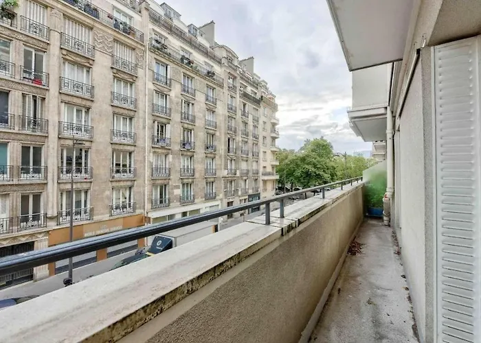T2 With Stunning Balcony 55m2 17 شقة