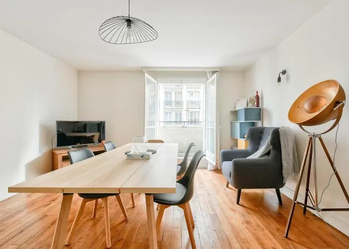 شقة T2 With Stunning Balcony 55m2 17 باريس